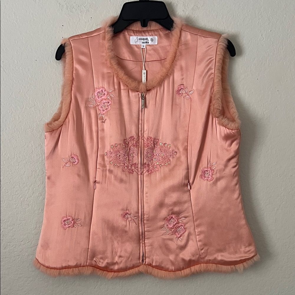 NWT Giorgio Sedra  Blush Silk  Embroidered Zip Up Vest with Fur Trim in Size L